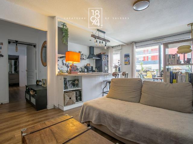 Exclusivité: T3 de 58 m2 avec terrasse de 20 m2 et parking privatif