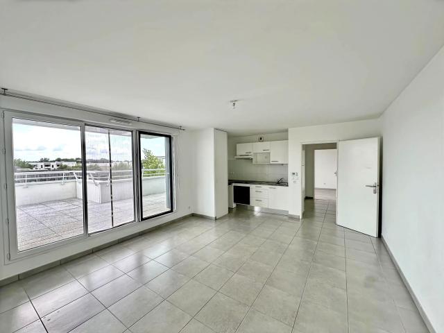 EXCLUSIVITÉ – T2 AVEC TERRASSE DE 76 M² EN DERNIER ÉTAGE – PROCHE DU GOLF DE VILLENAVE D’ORNON