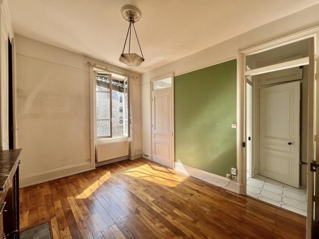 EXCLUSIVITE T2 de 59,13m2 loi Carrez 3ème étage 59m² Lyon 6ème