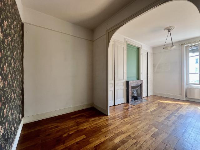 EXCLUSIVITE T2 de 59,13m2 loi Carrez 3ème étage