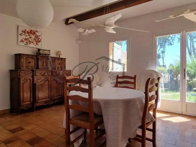 Exclusivité Vente Maison avec jardin et garages, Cucuron 84