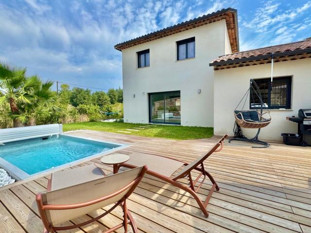 EXCLUSIVITE VILLA 4P RECENTE GARAGE ET PISCINE