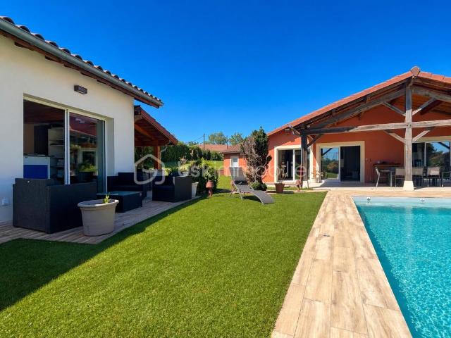 EXCLUSIVITÉ – VILLA D’ARCHITECTE DE PLAIN PIED – 210 m² – UN ART DE VIVRE ENTRE LUMIÈRE, VOLUMES & ÉLÉGANCE