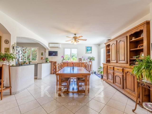 Exclusivité. Villa de Charme au Coeur du Cap Corse avec jard. 254m² Sisco
