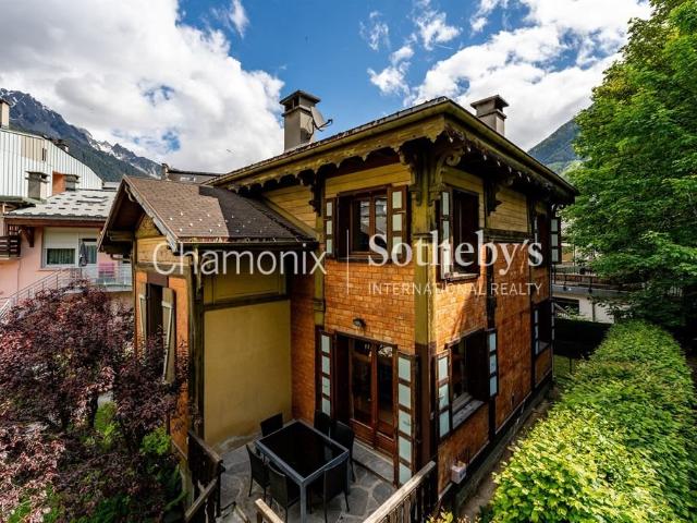 Exclusivité — Villa Loppé & Mazot Loppé 256m² Chamonix Mont Blanc