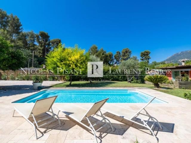 EXCLUSIVITÉ VILLA RENOVEE AVEC STUDIO INDÉPENDANT ET PISCINE TERRAIN PLAT