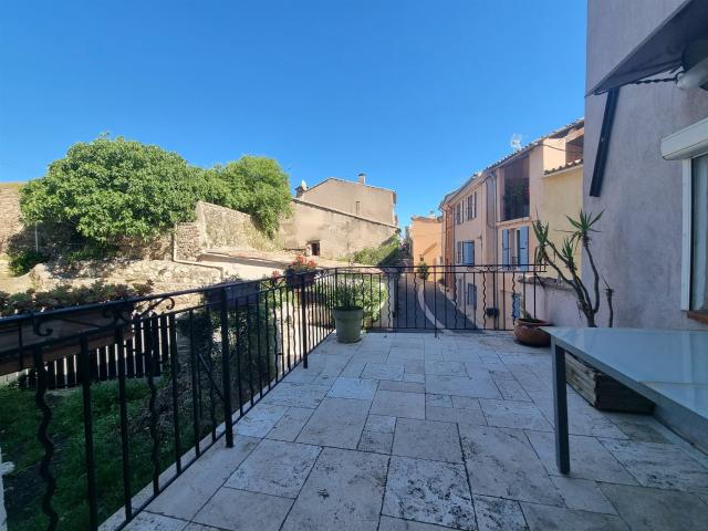 Exclusivité à Montmeyan ! maison de Village avec terrasse et. 66m² Montmeyan