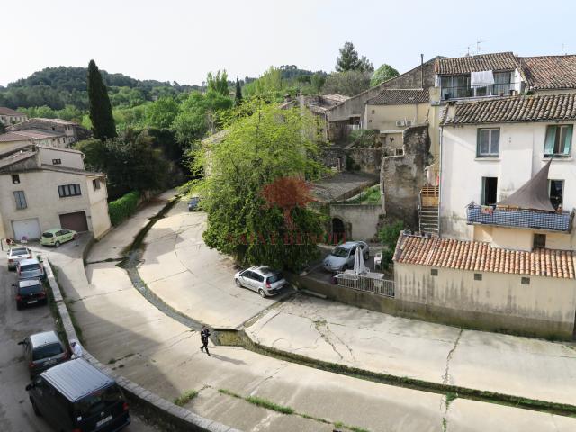 Exclusivité A louer Appartement d'exception au cœur d' Aniane 3 pièces, mezzanine et cave
