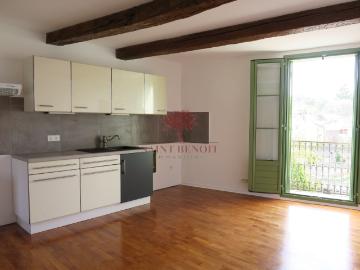 Exclusivité A louer Appartement d'exception au cœur d' Aniane 3 pièces, mezzanine et cave