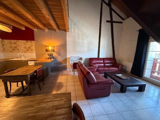 Exclusivité: A louer T2 meublé en duplex de 60,62 m² au 1er éta