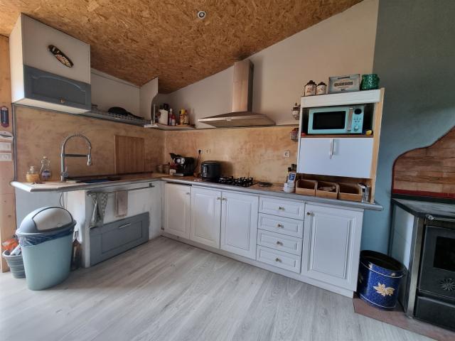 Exclusivite à quinson, maison de village en pierre, rénovée. 50m² Quinson