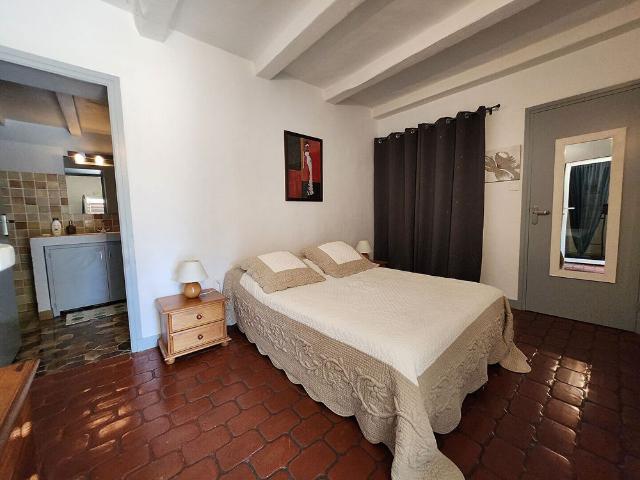 EXCLUSIVITE A SAINT SATURNIN LES AVIGNON APPARTEMENT T1 BIS DE 38.57 M² AVEC TERRASSE DE 20 M² + PARKING PRIVE