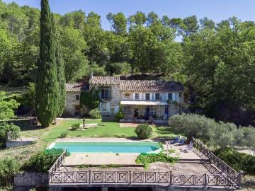 Exclusivite à vendre Luberon Sud Mas en pierre sur un terrai. 400m² Cadenet