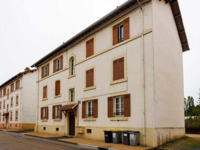 Exclusivité À vendre, Appartement 3 pièces PARAY LE MONIAL 71