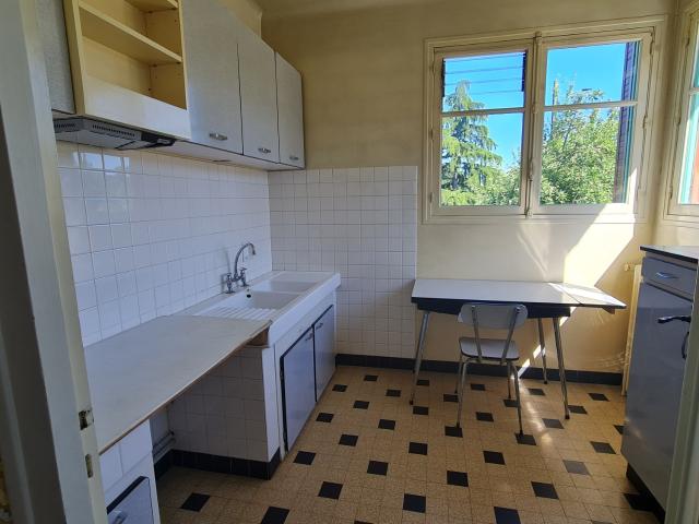 EXCLUSIVITE A VENDRE Maison 5 pièces d'environ 81,5 m2 BURES SUR YVETTE