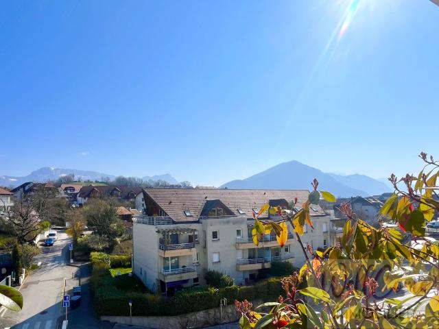 Exclusivité ! Appartement T2 en état neuf + garage à Annecy. 41m² Annecy