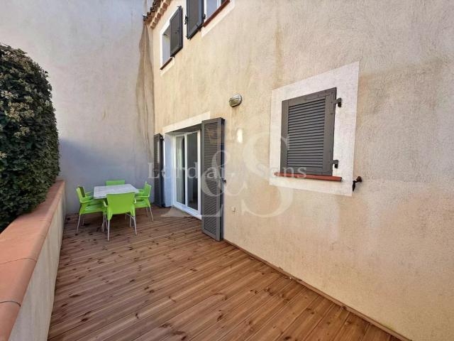 Appartement meublé 45 m2 avec terrasse 20 m2 dans résidence