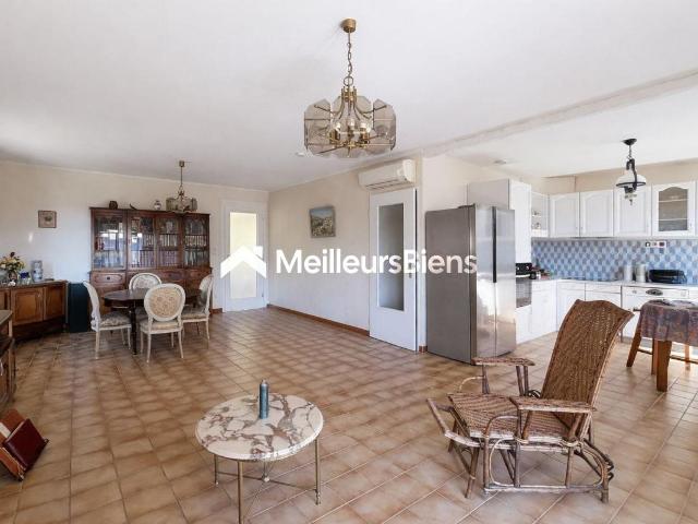 Exclusivité: Ardèche/Les Vans: Maison de 80 m² avec studio. 100m² Les Vans