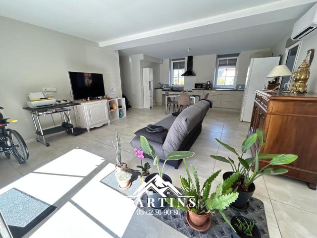 EXCLUSIVITE ARGELES GAZOST / Vente en nue propriété Appartement type 3 + terrasse
