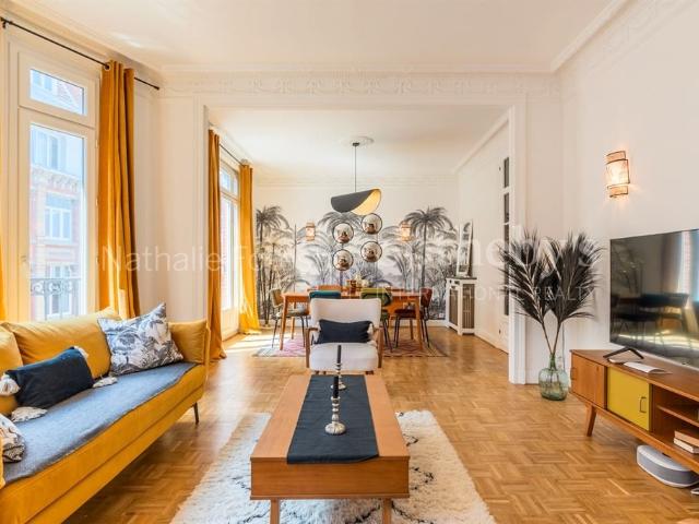 Exclusivité, Au coeur de Lille, idéalement situé dans une ru. 152m² Lille