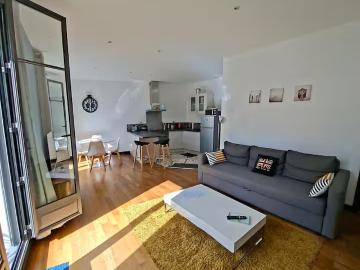 EXCLUSIVITE: Bail étudiant ou bail mobilité: appartement T2 43 m2 centre Dinard