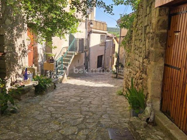 ? EXCLUSIVITÉ – CHARME & AUTHENTICITÉ DANS LE VIEUX VILLAGE ?