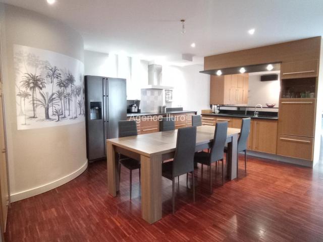 Exclusivite Dans Quartier Recherche, Belle Maison De Carac. 191m² Oloron Sainte Marie