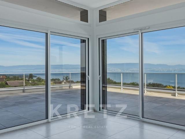 Exclusivité – Évian Les Bains – Penthouse En Attique Haut De. 138m² Evian les Bains
