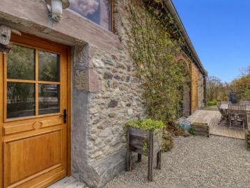 EXCLUSIVITÉ Ferme rénovée de caractère 211 m2 7 chambr