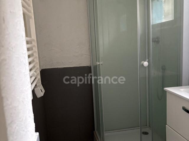EXCLUSIVITE FLINES LEZ RACHES Maison Semi plain pied de 68m2 avec cour