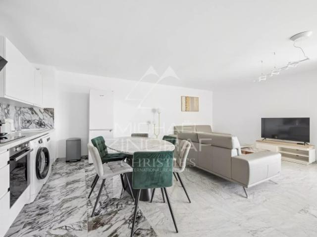 Exclusivité Golfe Juan – Appartement traversant rénové avec terrasse, piscine et parking