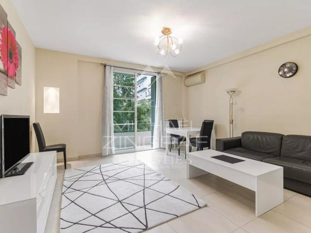Exclusivité – Grand 2 pièces avec terrasse et balcon – Gambe. 58m² Nice