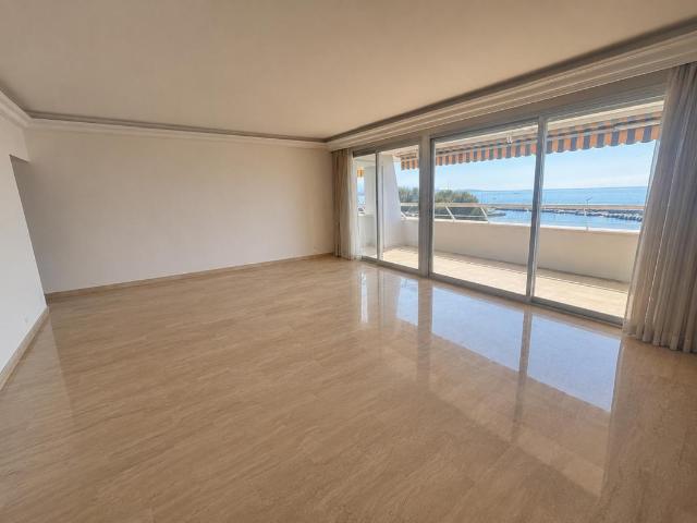 EXCLUSIVITE 4 Pièces SUR LA PLAGE UNIQUE