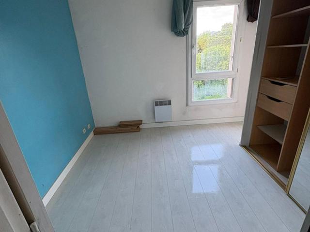EXCLUSIVITE GRAND APPARTEMENT TYPE 3 BALCON ET CAVE LA VALEN
