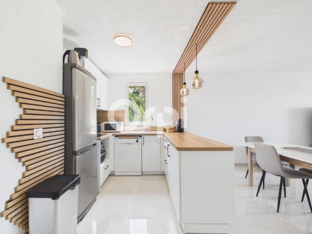 EXCLUSIVITE GREOLIERE 1400 COUP DE COEUR 3P D'ANGLE PARFAIT ETAT TERRASSE LUMINEUX CALME