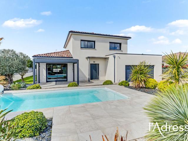 Exclusivité l'Adresse Plaisance Du Touch Maison contemporaine T5 de 168m² avec piscine face au Zoo & Golf de Plaisance du Touch 2017