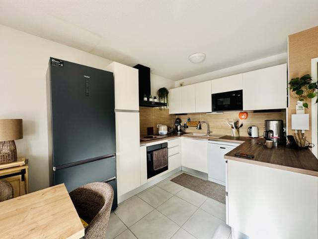 EXCLUSIVITE LATTES SUPERBE T3 DE 70M2, TERRASSE EXCEPTION