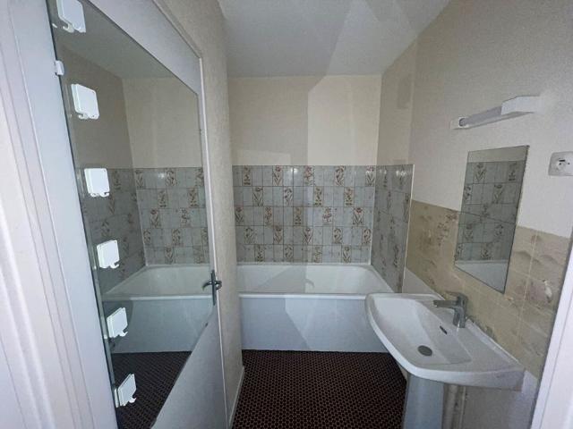 EXCLUSIVITÉ LE RELAXANT Location Appartement saint cyr sur loire: 29.71 m2