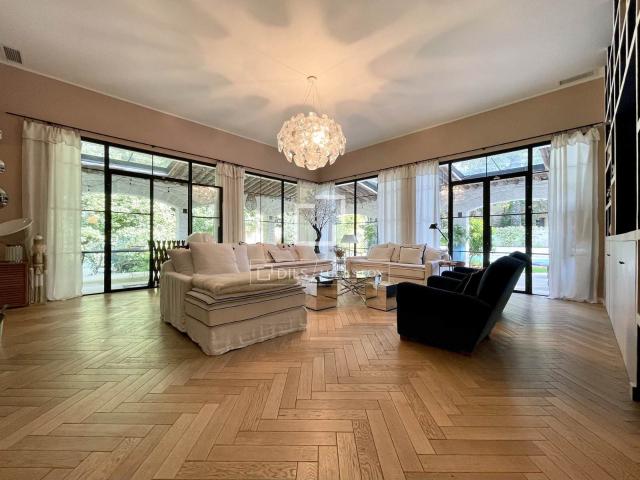 Exclusivité Lucas Fox International Properties, située aux A. 480m² Montpellier