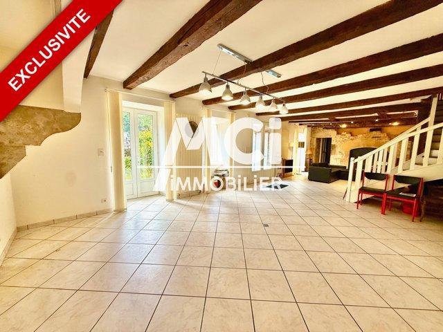 Exclusivité Mci Immobilier Corps de Ferme proximité BOZOULS