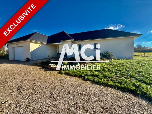 Exclusivité Mci Immobilier Rare Belle maison située à Bozouls dans un écrin de verdure