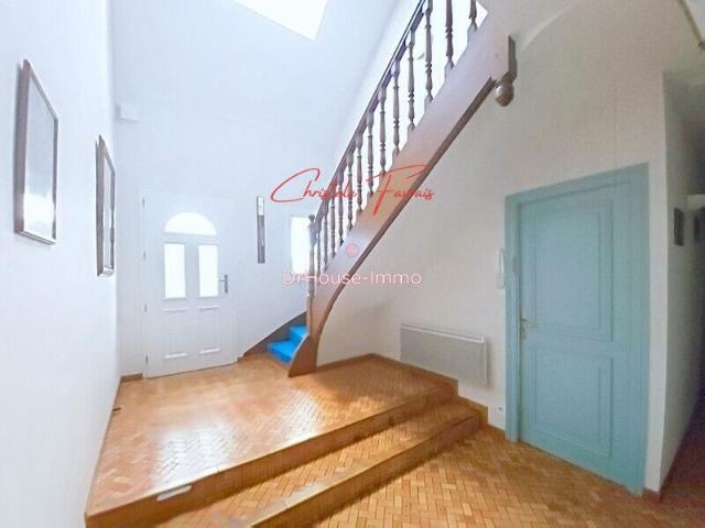 EXCLUSIVITÉ Magnifique bâtisse 191m2 10 pièces 5 chambres 1 718m2 de terrain 35420 BRETAGNE