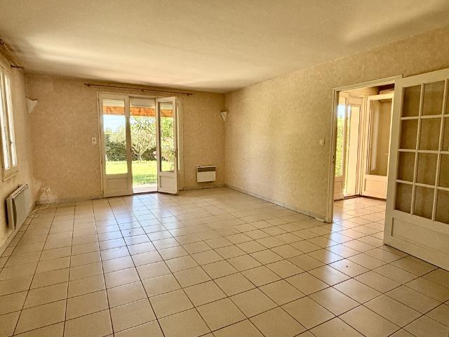 EXCLUSIVITE Maison de plain pied, 95 m2, 3 chambres, sur terrain de 1127 m2