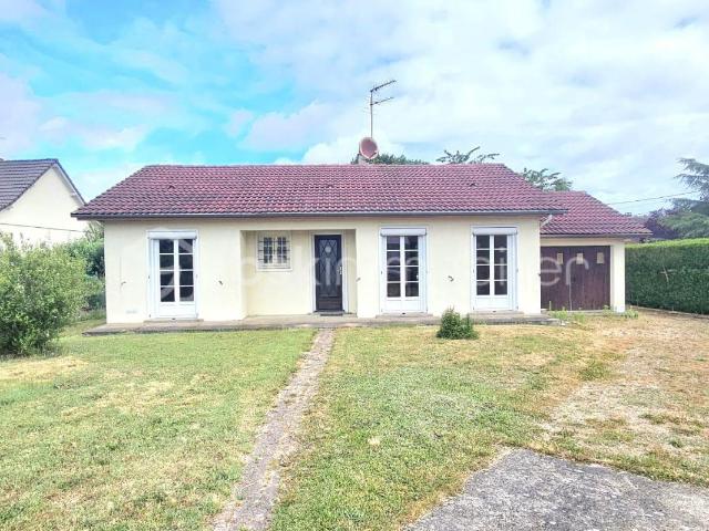 EXCLUSIVITÉ – MAISON DE PLAIN PIED 3 CHAMBRES, LUMINEUSE, SANS VIS À VIS ET À 5 MINUTES À PIED DU CENTRE DE SULLY SUR LOIRE !