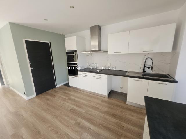 EXCLUSIVITÉ Maison de plain pied avec patio Beaumont 130