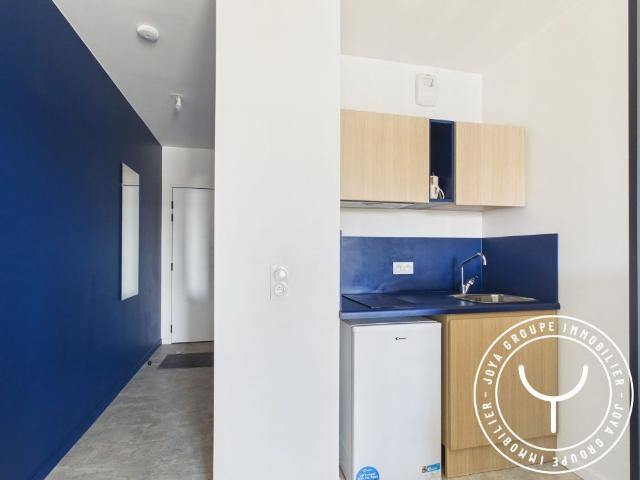 EXCLUSIVITE MASSY PALAISEAU STUDIO MEUBLE 20.92M²