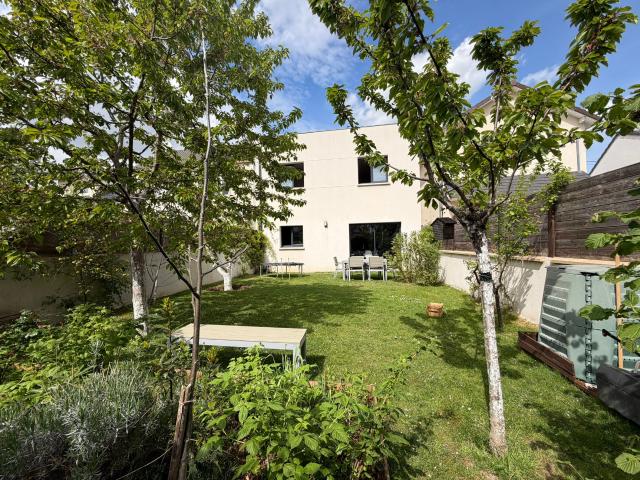 Exclusivité MITRY MORY Pavillon contemporain de 2015 117 m2 DPE B