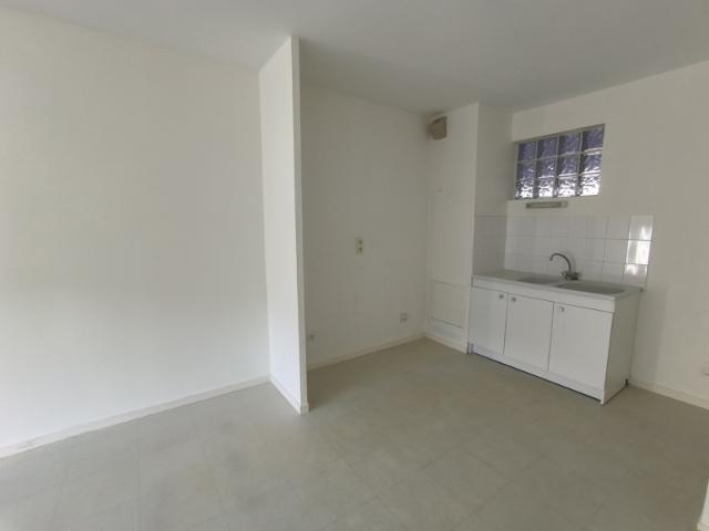 Exclusivité. Nantes Saint Jacques Appartement T2 proche bu