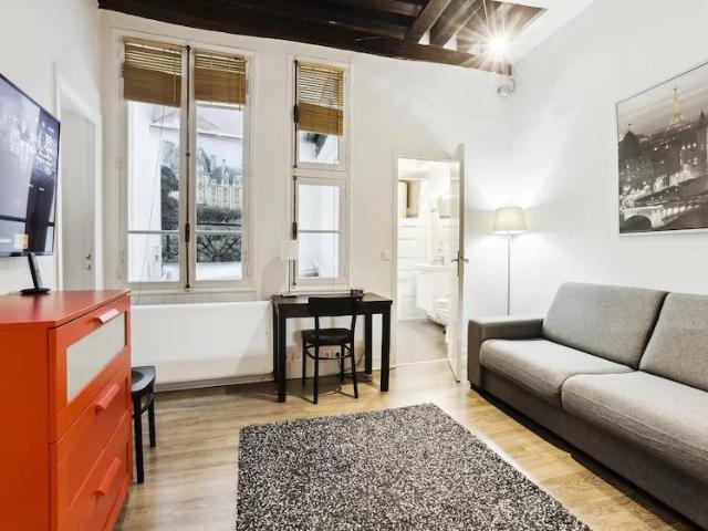 EXCLUSIVITE PARIS II MONTORGUEIL RUE D'ARGOUT 2 PIECES 340 000 EUROS