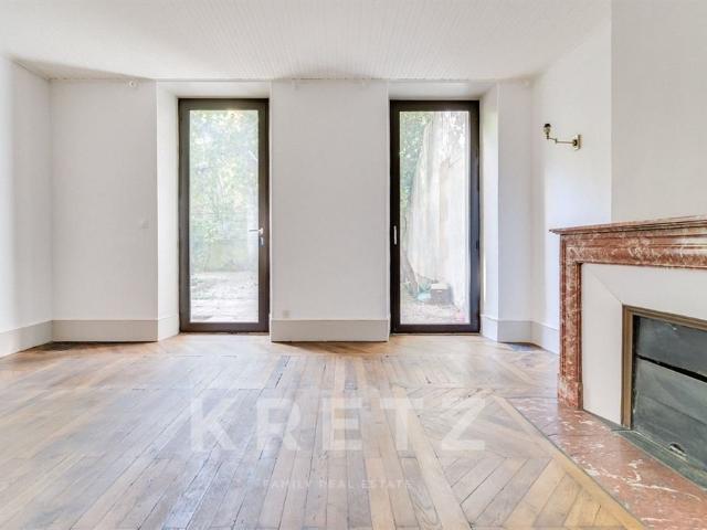 Exclusivité Périer, à deux pas de la place Delibes. Appartem. 236m² Marseille 8ème